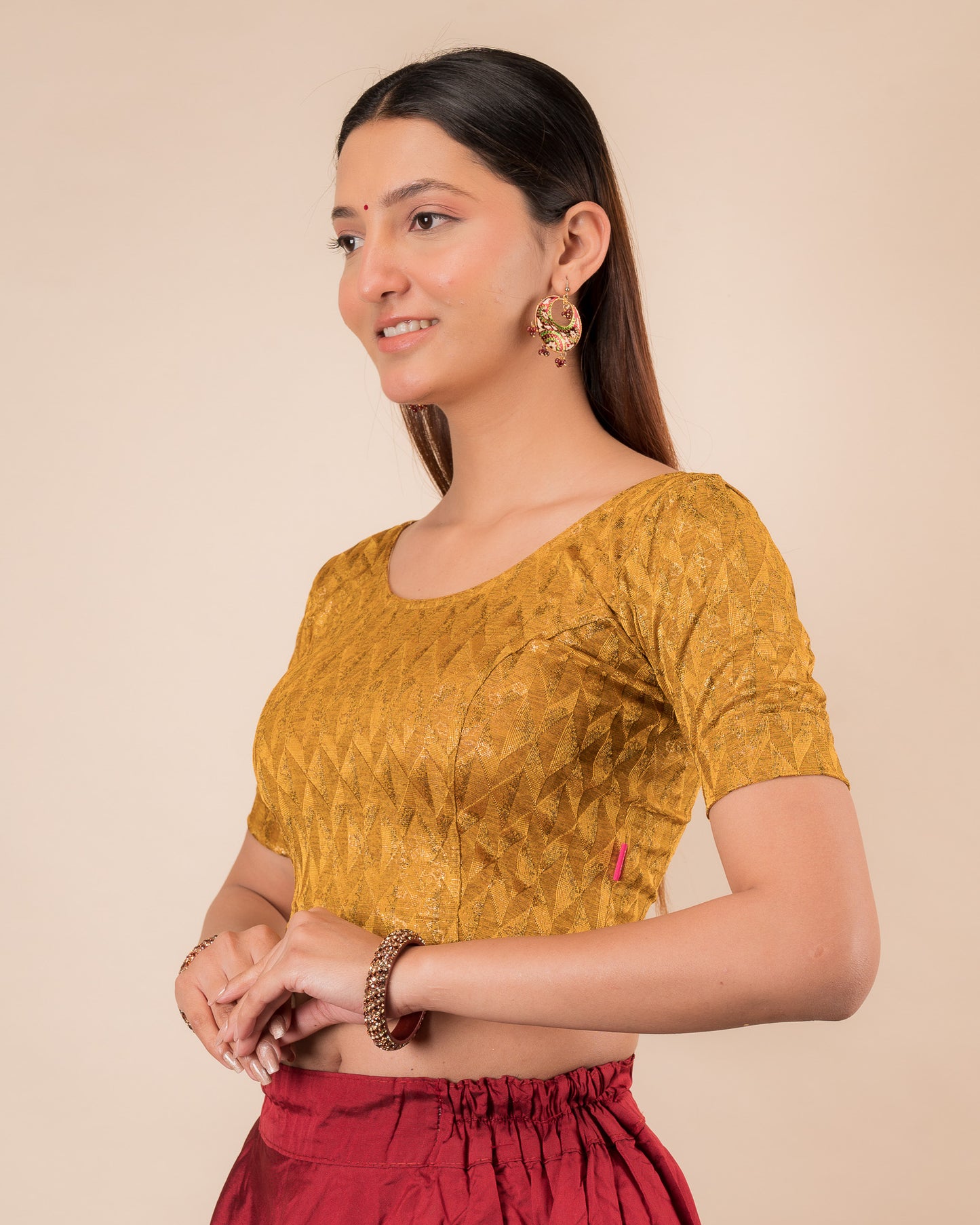 Abha Gold Print Stretchable Slip On Blouse