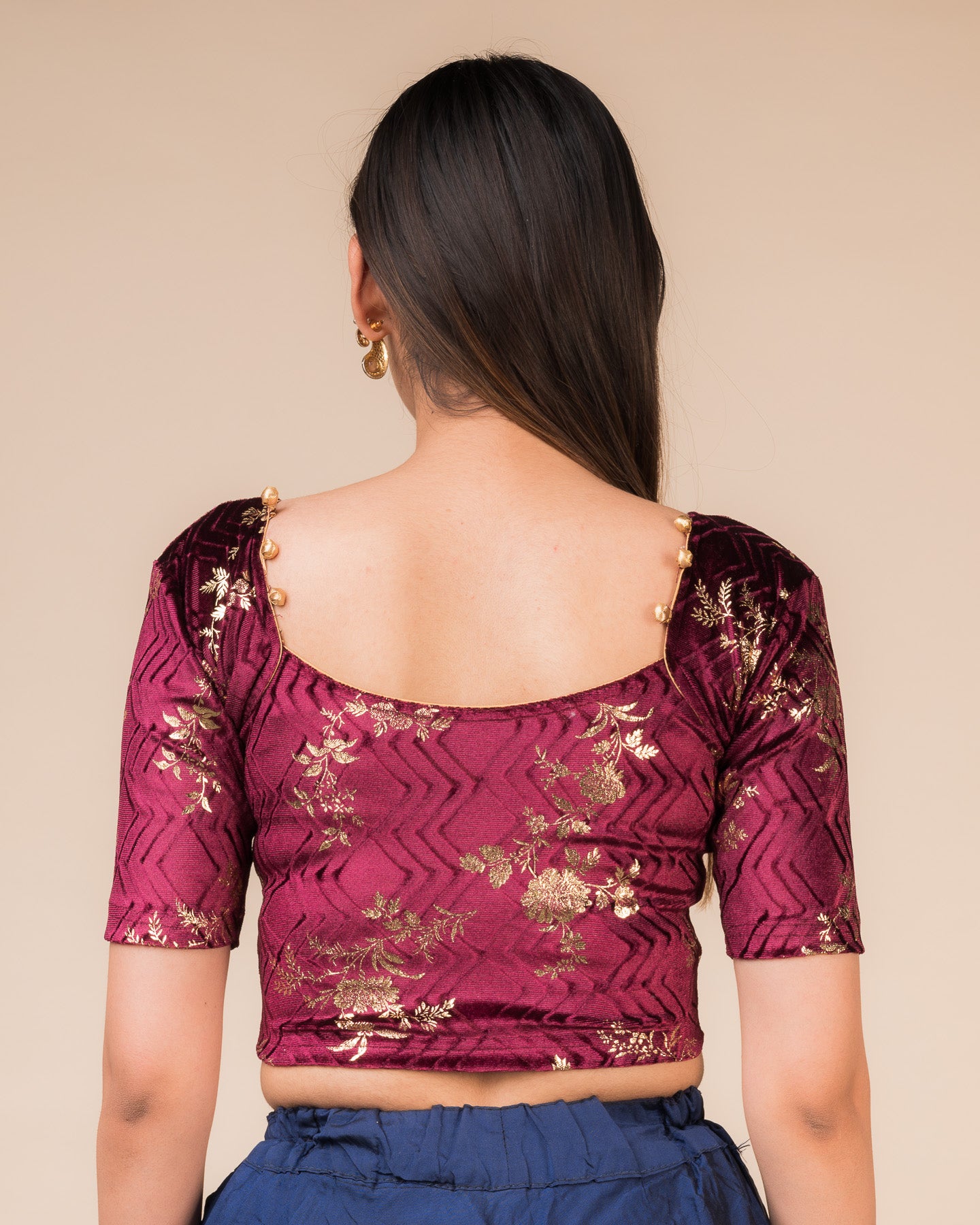 Shabri Velvet Metallic Floral Sweetheart Neck with Potli Detail Stretchable slip on Blouse